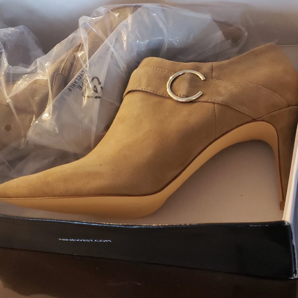 Nine West Maillolo Green Suade size 9 - Picture 4 of 6